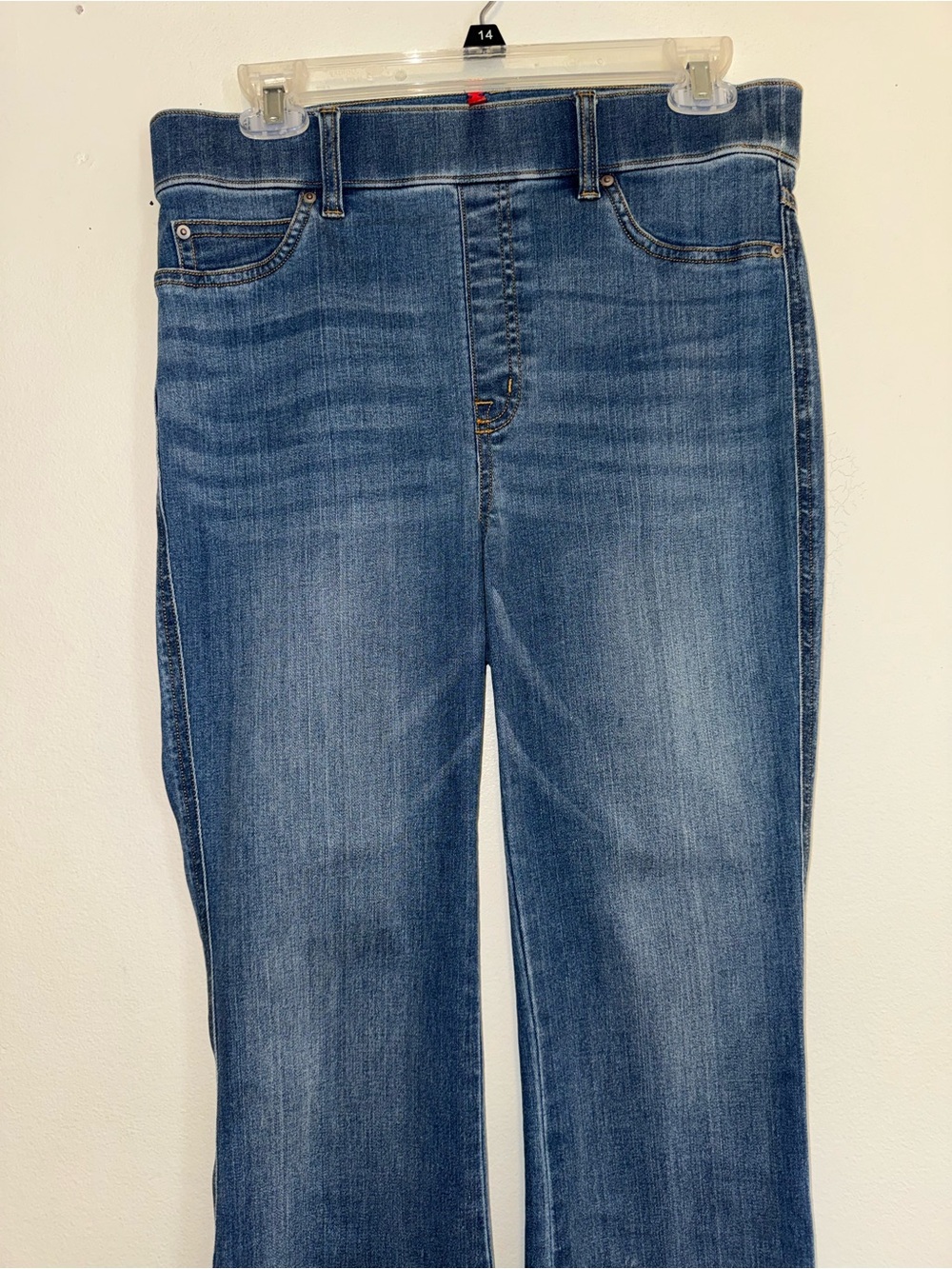 Spanx Flare Jeans Medium Wash Pull On High Waisted Denim Blue Size M 35" Inseam - Picture 2 of 8
